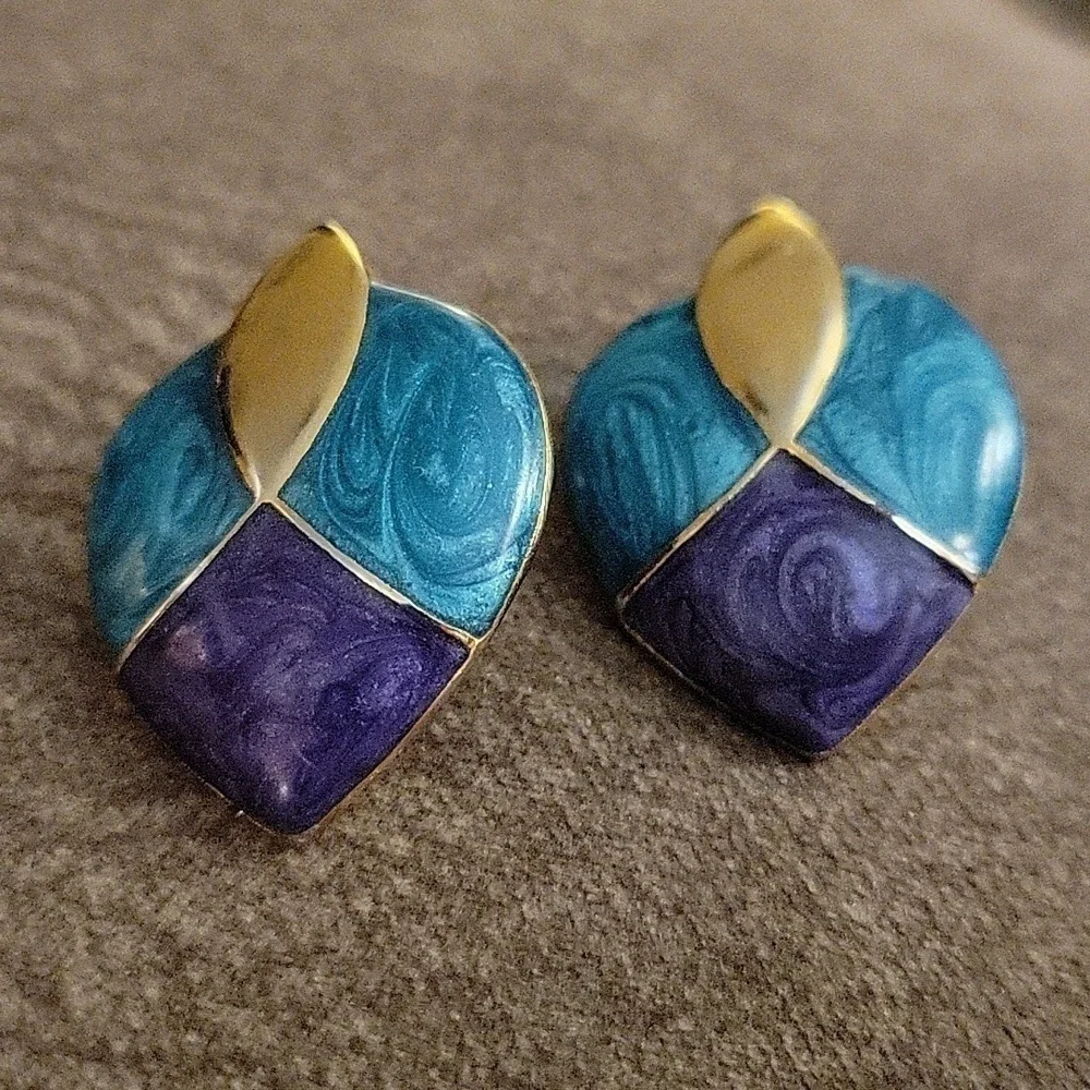 3/$30 Vtg 1980s Purple Teal Enamel Art Deco Post Earrings